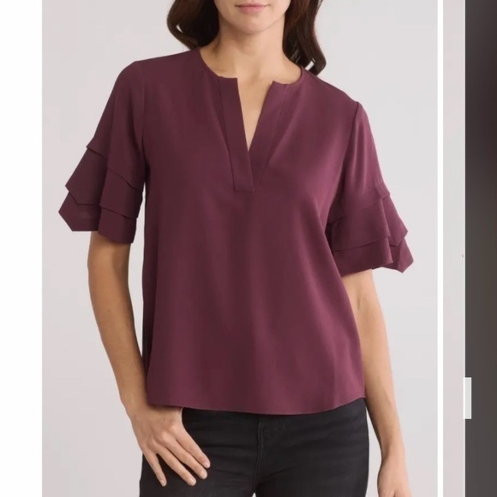Frame Tiered Ruffle Short Sleeve Blouse in Mulberry Size S